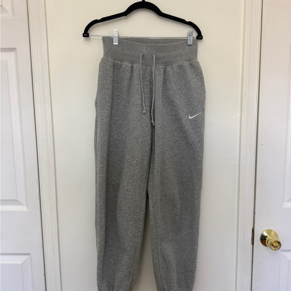 Nike Light Gray sweatpants joggers